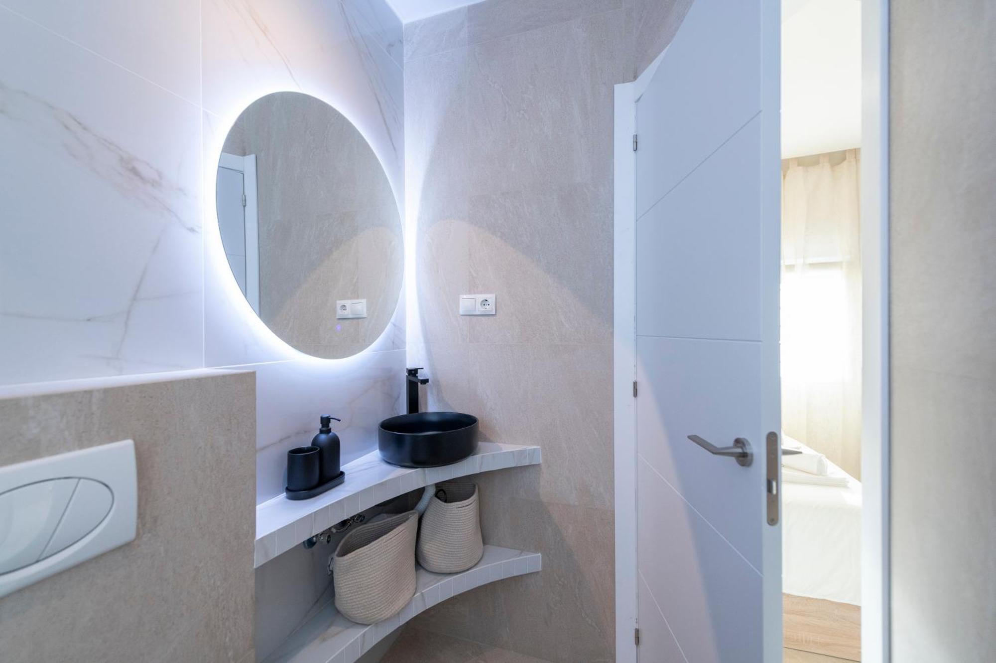 Malaga Boutique V.V Luxury Jacuzzy Apartment Exterior photo